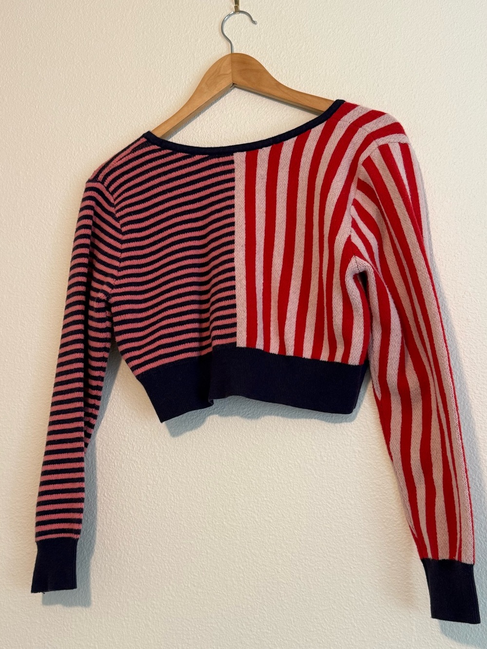 Multi Stripe V-Neck Cropped Women’s Sweater XL - Picture 3 of 3